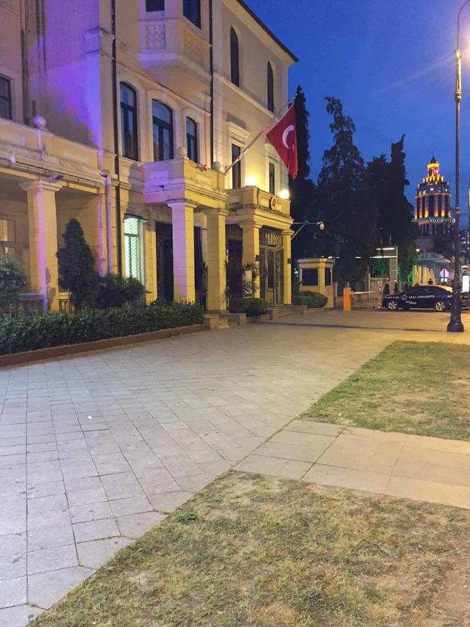 Mar Nero Ostello Batumi Esterno foto